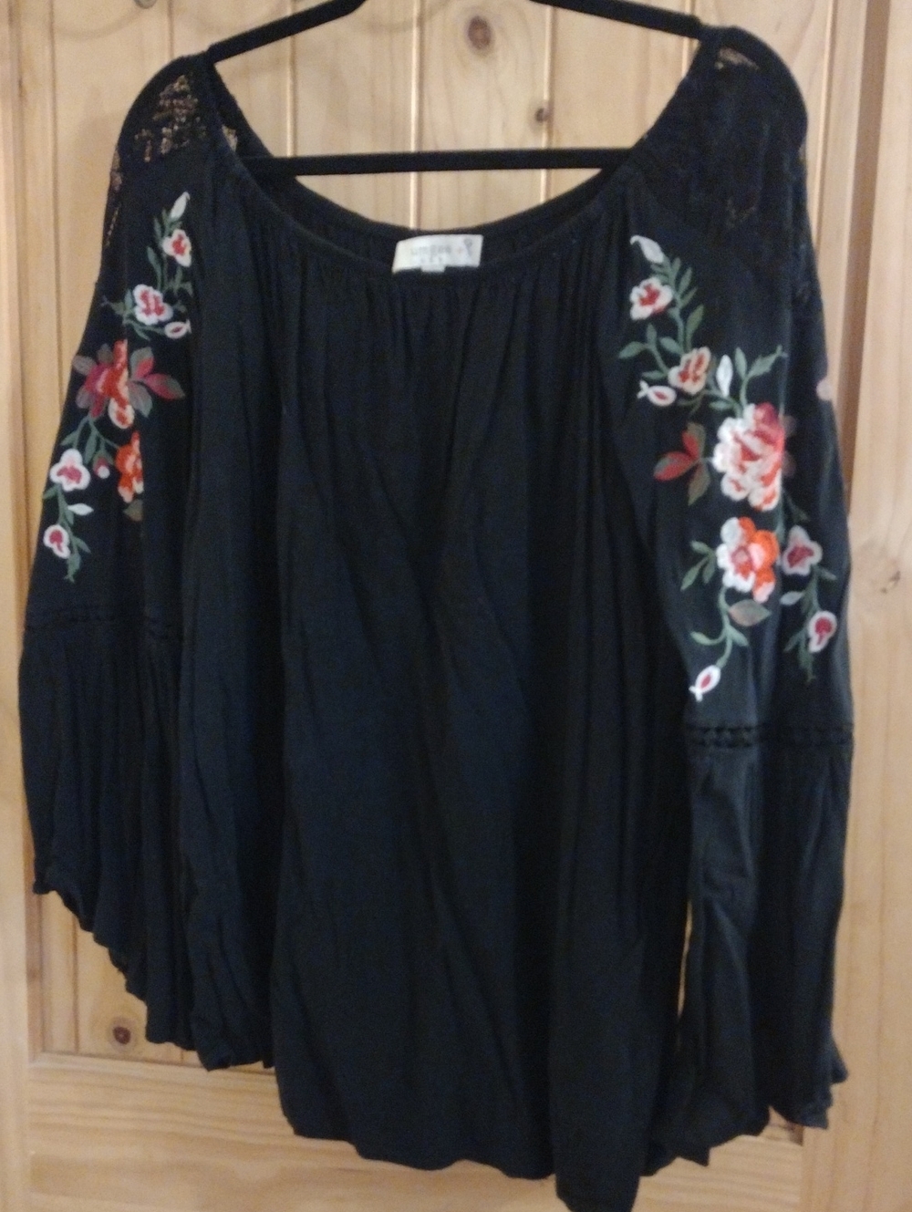 Umgee Black Boho Embroidered Peasant Blouse